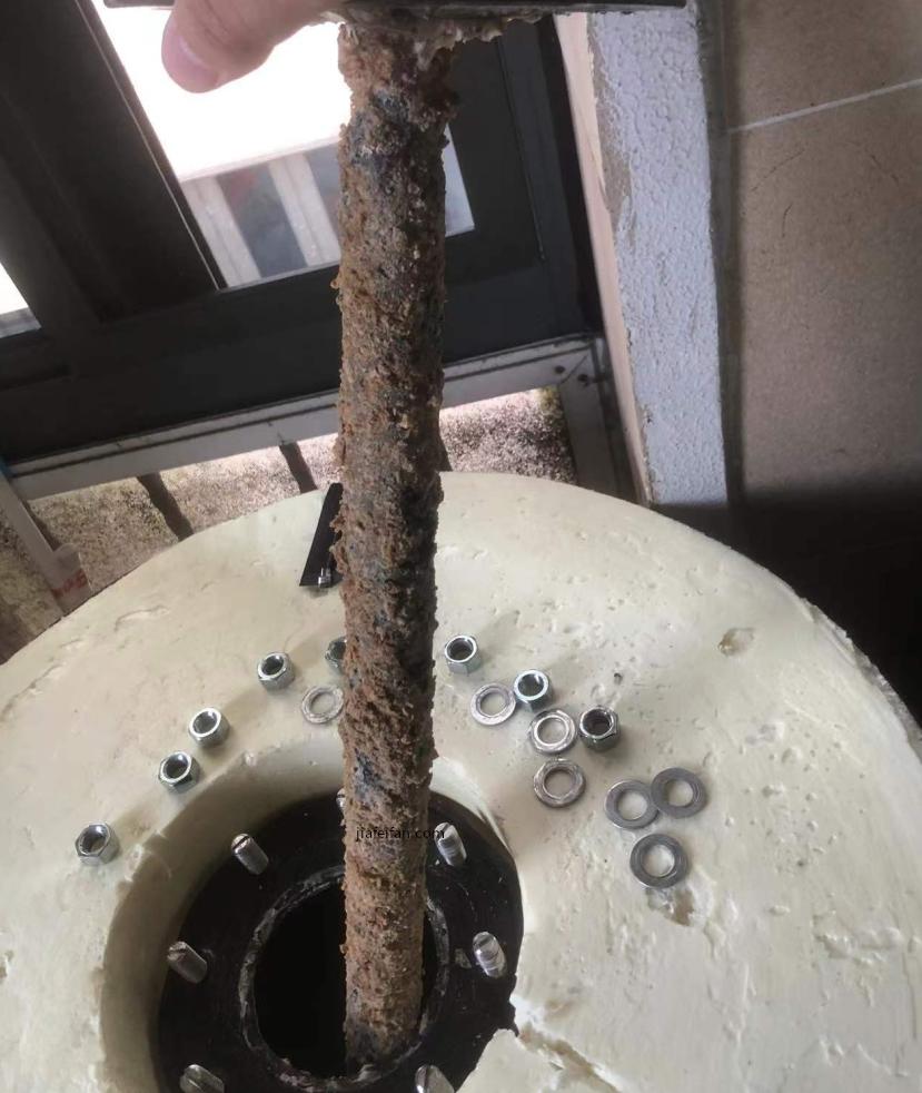 苏州吴中区明珠城小区生活热水水箱清洗